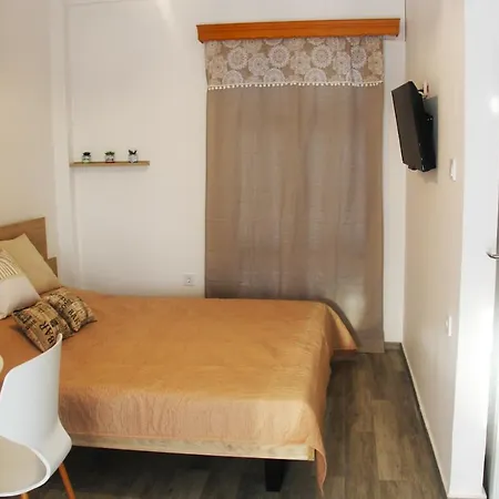 Fully Renovated Small & Cosy Studio Athens Exterior photo