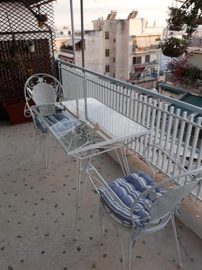 Fully Renovated Small & Cosy Apartment *